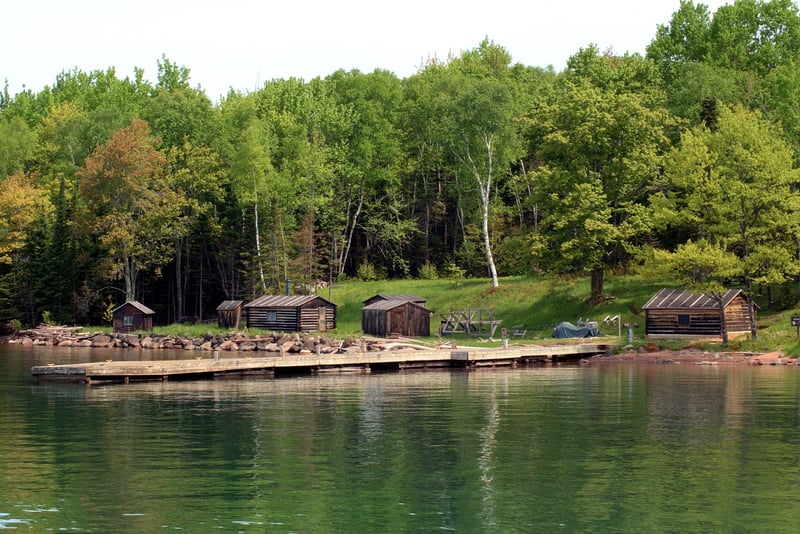 Off-grid Cabins